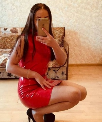 Я твоя нежная и опытная индивидуалка, готовая погрузиться с тобой в страну наслаждений. Живу в Москве, городе, где мы сможем встретиться, чтобы испытать настоящую страсть.
Мои услуги - это твоя возможность окунуться в океан наслаждения и разврата. Я умею доставлять незабываемое удовольствие и знаю, как удовлетворить самые сокровенные желания. Будь уверен, со мной ты испытаешь самые яркие ощущения и забудешь о реальности.
Можешь быть уверен, что фото, которые ты видишь, абсолютно реальны. Встречаясь со мной, ты будешь в восторге от моей красоты и чарующего обаяния. У меня есть масса положительных отзывов от моих постоянных клиентов, которые остаются довольными и всегда хотят вернуться ко мне снова и снова.
Не откладывай на потом свою возможность испытать незабываемое удовольствие со мной. Напиши мне и мы создадим незабываемый вечер в Москве, который ты будешь вспоминать еще долгое время. Жду тебя, мой красавчик! 😉✨ Яночка